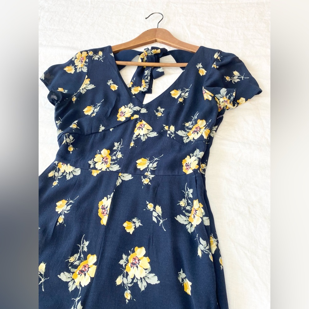 Abercrombie & Fitch Floral Romper Jumpsuit - Picture 7 of 16